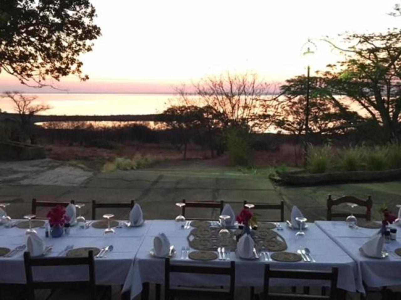 Musungwa Safari Lodge Shanjungu Exteriör bild
